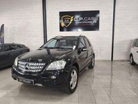 Usado Mercedes ML320 AMG Edition 1 224 CV (164 kW) 2008 Negro SUV