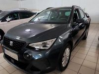 Usado Seat Arona Style 116 CV (85 kW) 2025 Gris magnetic + techo negro midnight SUV
