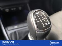 Usado Hyundai i20 100 CV (73 kW) 2024 Verde Utilitario