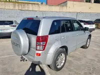 Usado Suzuki Grand Vitara 140 CV (102 kW) 2010 Gris / plata SUV