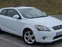 Usado Kia ProCeed 143 CV (105 kW) 2009 Blanco Utilitario