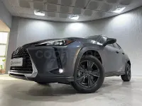Usado Lexus UX 199 CV (146 kW) 2025 Gris / plata SUV