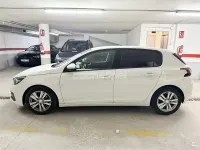 Usado Peugeot 308 Active 110 CV (80 kW) 2018 Blanco Berlina