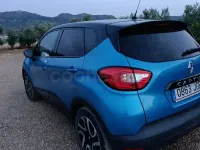 Usado Renault Captur Zen 90 CV (66 kW) 2016 Azul SUV