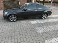 Usado Mercedes C220 170 CV (125 kW) 2013 Gris / plata Coupe