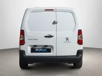 Usado Peugeot Partner Premium 111 CV (81 kW) 2021 Blanco Monovolumen