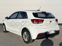 Usado Kia Rio 84 CV (61 kW) 2020 Blanco Berlina
