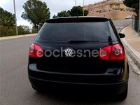 Usado VW Golf IV Trendline 102 CV (75 kW) 2005 Negro Berlina