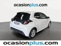 Usado Toyota Yaris Hybrid Business Edition 116 CV (85 kW) 2022 Blanco