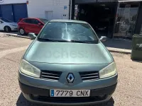 Usado Renault Mégane Authentique 100 CV (73 kW) 2004 Verde Berlina