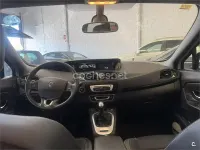 Usado Renault Grand Scénic IV Bose Edition 130 CV (95 kW) 2016 Blanco Monovolumen