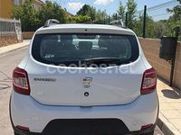 Używany Dacia Sandero Stepway 90 KM (66 kW) 2016 Biały Sedan/Limuzyna