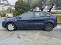 Usado Ford Focus Ghia 109 CV (80 kW) 2006 Azul Berlina