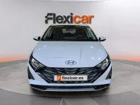 Usado Hyundai i20 101 CV (74 kW) 2024 Blanco Utilitario