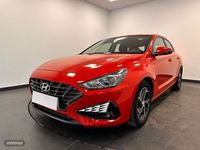 Usado Hyundai i30 120 CV (88 kW) 2021 Rojo Berlina