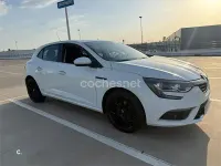 Usado Renault Mégane LIMITED 115 CV (84 kW) 2019 Blanco Berlina