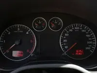 Usado Audi A3 Premium 141 CV (103 kW) 2005 Amarillo Utilitario