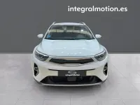 Usado Kia Stonic 100 CV (73 kW) 2022 Blanco SUV