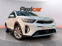 Usado Kia Stonic 101 CV (74 kW) 2022 Blanco SUV
