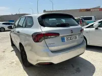 Usado Fiat Tipo 130 CV (95 kW) 2022 Gris / plata Familiar