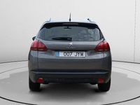 Usado Peugeot 2008 Style 110 CV (80 kW) 2017 Gris / plata SUV