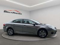 Usado Toyota Avensis Advance 143 CV (105 kW) 2018 Gris Berlina