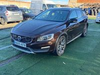Usado Volvo V60 CC 190 CV (139 kW) 2017 Marrón Familiar
