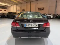 Usado Mercedes E350 258 CV (189 kW) 2014 Negro Berlina