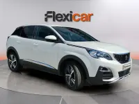 Usado Peugeot 3008 Active 131 CV (96 kW) 2018 Blanco SUV