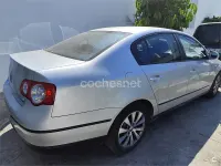 Usado VW Passat Edition 105 CV (77 kW) 2010 Blanco Berlina