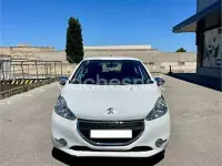 Usado Peugeot 208 82 CV (60 kW) 2013 Blanco Utilitario