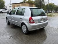 Usado Renault Clio II Authentique 75 CV (55 kW) 2006 Gris / plata Berlina
