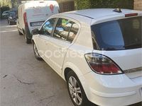 Usado Opel Astra Edition 110 CV (80 kW) 2009 Blanco Berlina