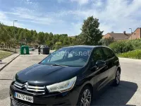 Usado Citroën C4 120 CV (88 kW) 2012 Negro Berlina
