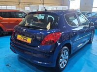 Usado Peugeot 207 75 CV (55 kW) 2009 Azul Berlina