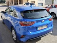 Usado Kia Ceed 120 CV (88 kW) 2018 Azul Utilitario