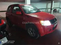 Usado Suzuki Grand Vitara 106 CV (77 kW) 2006 Rojo SUV