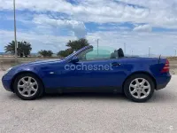 Usado Mercedes SLK200 136 CV (100 kW) 1998 Azul Descapotable