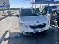 Usado Peugeot 2008 Active 92 CV (67 kW) 2014 Blanco SUV