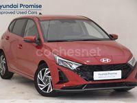 Usado Hyundai i20 100 CV (73 kW) 2025 Granate Berlina