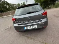 Usado Seat Ibiza Style 75 CV (55 kW) 2018 Gris / plata Utilitario