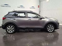 Usado Kia Stonic 84 CV (61 kW) 2024 Gris SUV