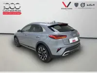 Usado Kia XCeed 100 CV (73 kW) 2024 Gris SUV