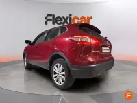 Usado Nissan Qashqai N-Connecta 115 CV (84 kW) 2015 Rojo SUV