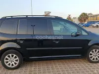 Usado VW Touran Business 105 CV (77 kW) 2014 Negro Monovolumen