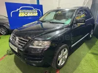 Usado VW Touareg 225 CV (165 kW) 2006 Negro SUV