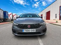 Usado Fiat Tipo Lounge 95 CV (69 kW) 2018 Gris / plata Berlina