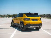 Usado Jeep Avenger Summit 100 CV (73 kW) 2023 Amarillo SUV