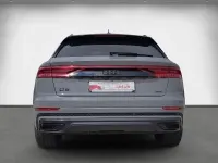 Usado Audi Q8 286 CV (210 kW) 2023 Gris / plata SUV
