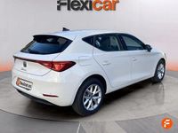Usado Seat Leon Style 110 CV (80 kW) 2024 Blanco Berlina